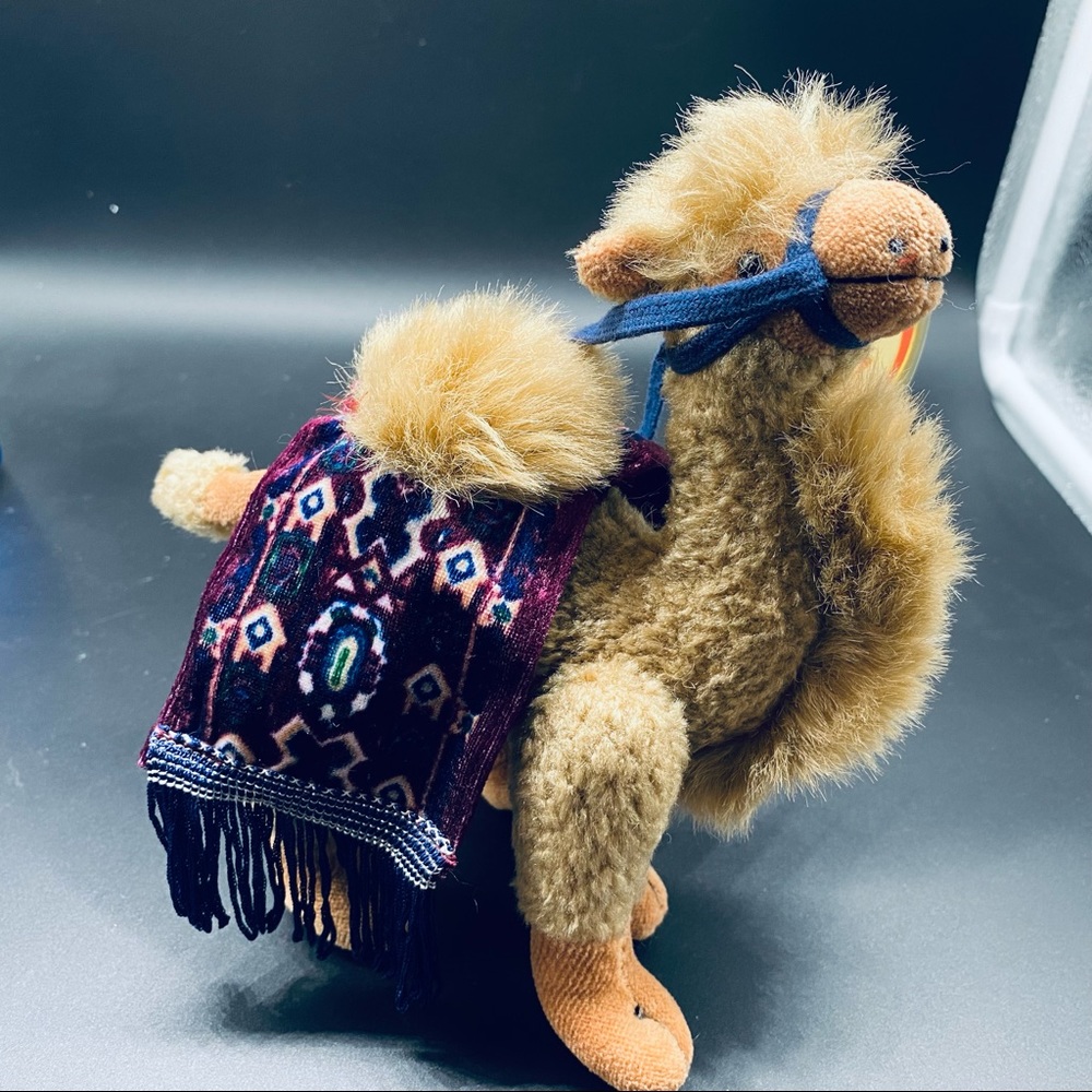 TY Beanie Baby Camel Retired 1993.